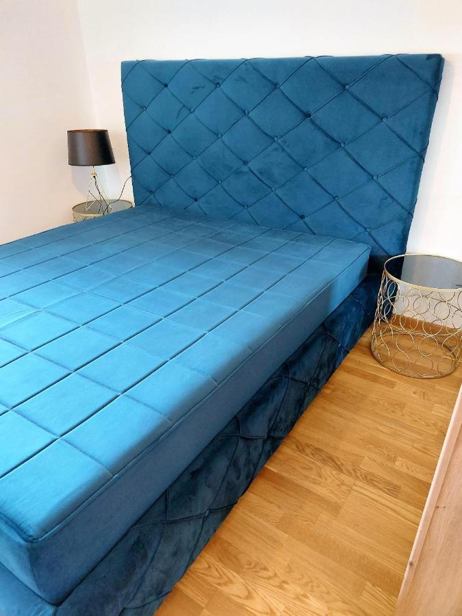 Kej Danube Lux Free Garage Appartement Novi Sad Buitenkant foto